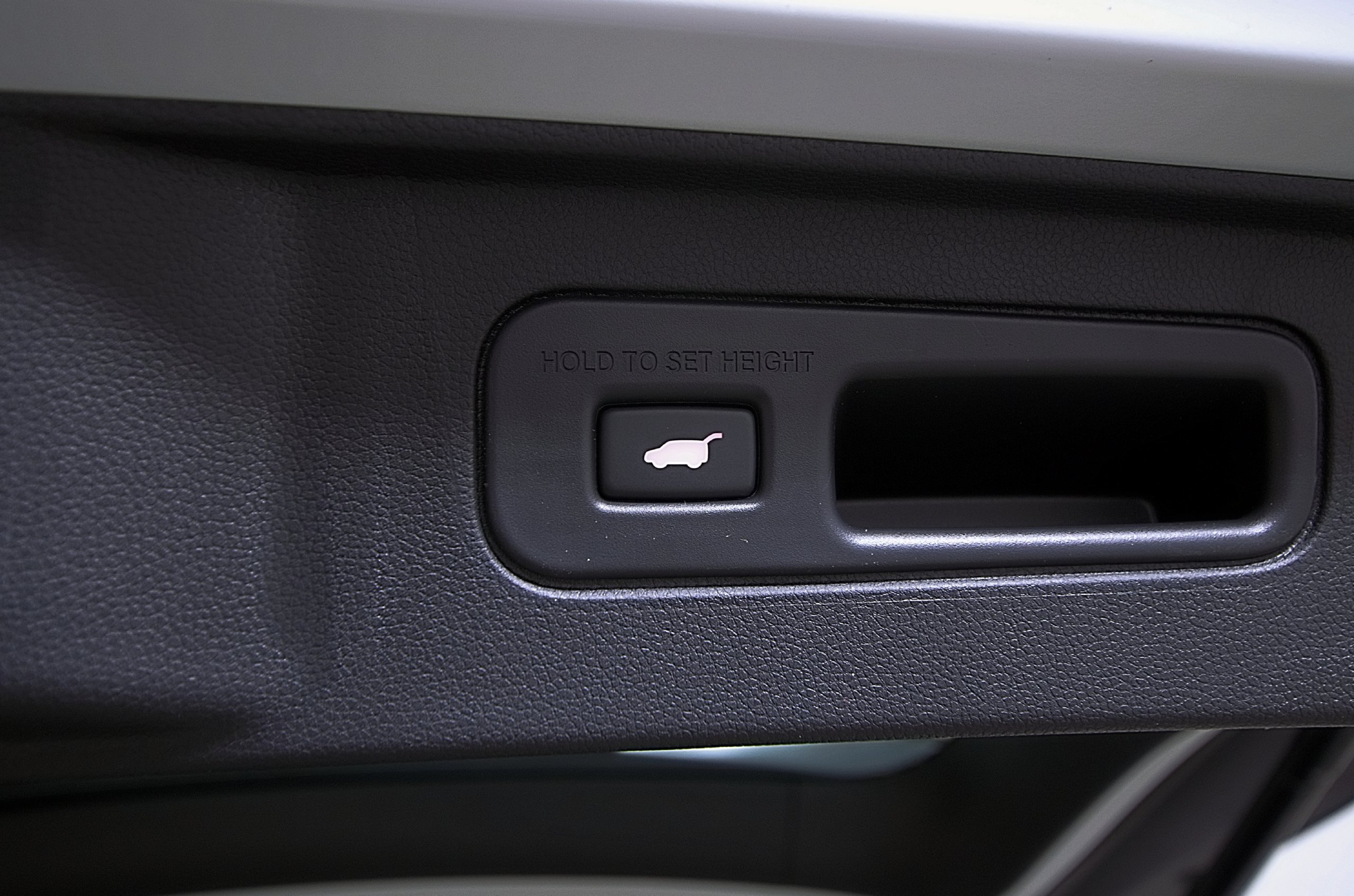 Used 2025 Honda Pilot EX-L image 11