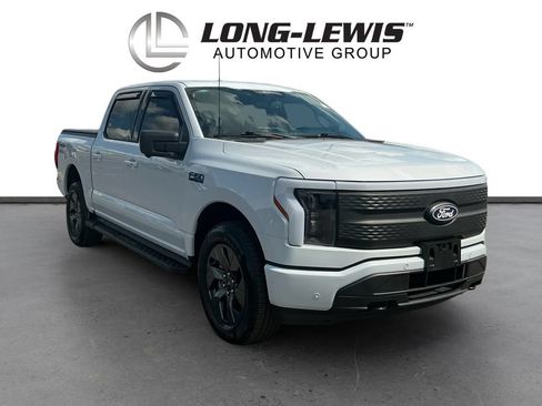 Used 2025 Ford F150 Lightning Flash AWD/4WD image 10