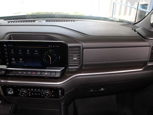 Used 2024 Chevrolet Silverado 1500 RST AWD/4WD image 26