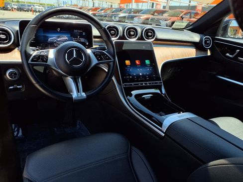 Used 2025 Mercedes-Benz C 300 4MATIC Sedan image 13