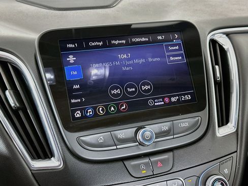 Used 2024 Chevrolet Malibu LT FWD image 19