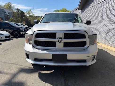 Used 2014 RAM 1500 Express image 2