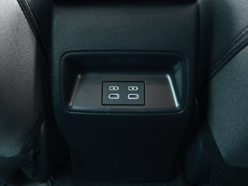 Used 2025 Toyota Corolla LE w/ Convenience Package FWD image 27