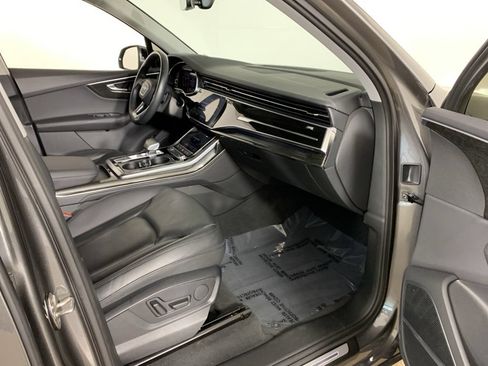 Used 2023 Audi Q7 3.0T Premium Plus AWD/4WD image 40