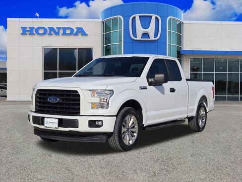 Used 2017 Ford F150 XL w/ Equipment Group 101A Mid image 7