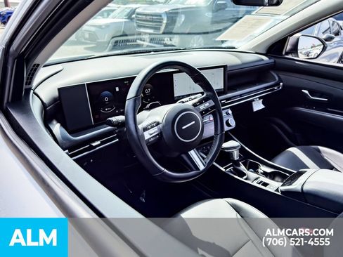 Used 2025 Hyundai Tucson SEL FWD image 9