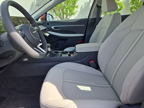 New 2025 Hyundai Sonata SE image 13