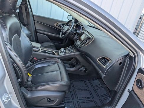 Used 2015 Chrysler 200 C w/ Navigation & Sound Group I image 28