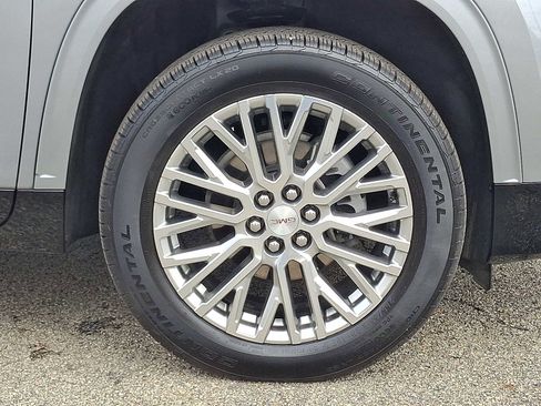 Used 2024 GMC Acadia Denali w/ LPO, Floor Liner Package image 8