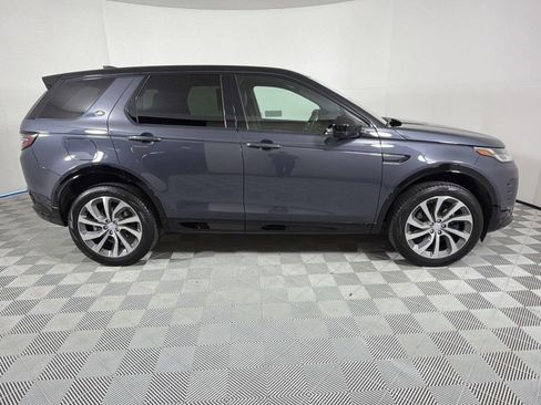 Certified 2025 Land Rover Discovery Sport Dynamic SE image 6