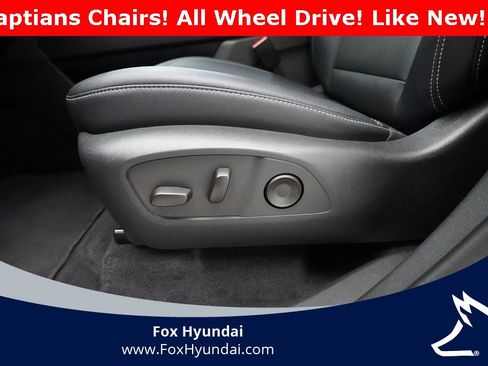 Used 2025 Chevrolet Traverse LT image 30