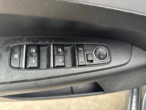 Used 2023 Kia Forte LXS FWD image 14