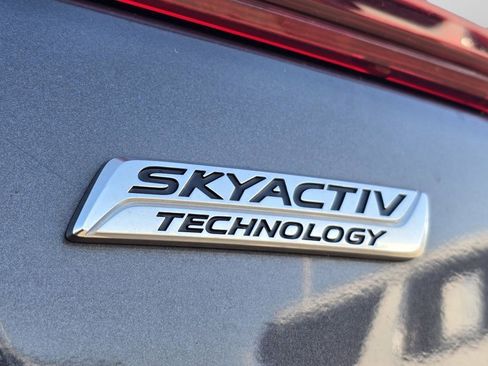 Used 2016 MAZDA MAZDA3 i Sport image 23