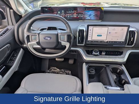 Certified 2025 Ford Expedition Max Platinum w/ Platinum Ultimate Package AWD/4WD image 21