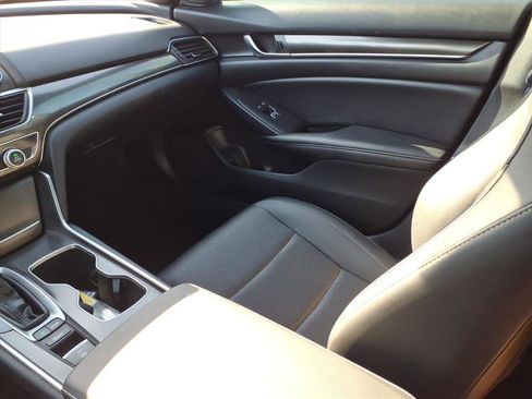 Used 2022 Honda Accord Sport image 19