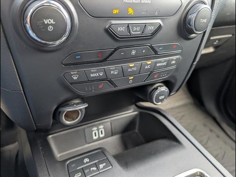 Used 2019 Ford Ranger Lariat w/ Equipment Group 501A Mid image 12