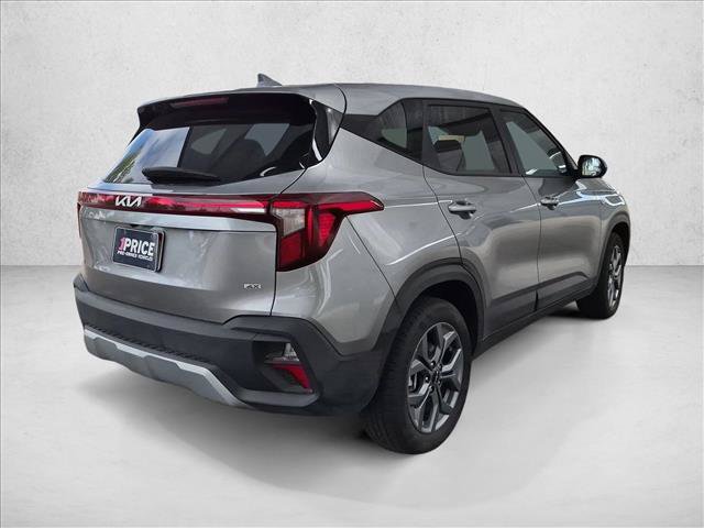 Used 2026 Kia Seltos LX AWD/4WD image 5