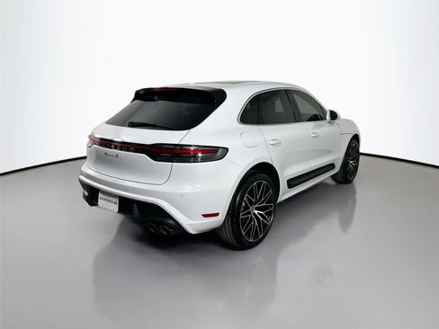 Certified 2026 Porsche Macan S AWD/4WD image 7