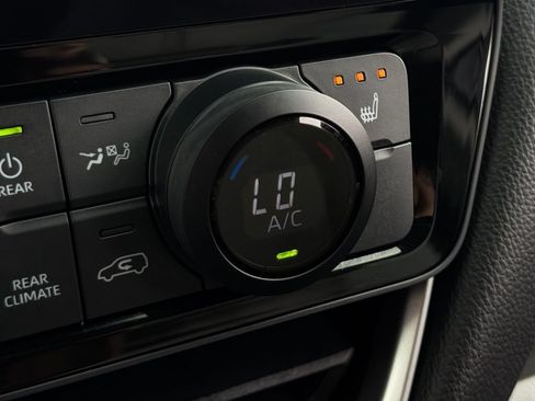 Certified 2025 Toyota Grand Highlander AWD Hybrid image 16