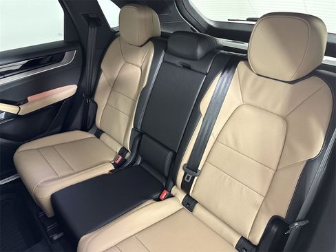 New 2026 Porsche Cayenne image 22