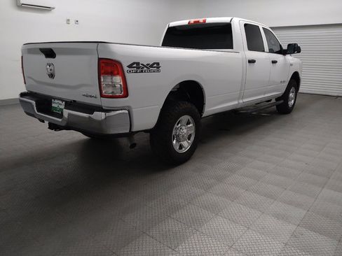 Used 2022 RAM 2500 Tradesman w/ Chrome Appearance Group AWD/4WD image 9