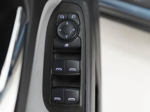 Used 2024 Chevrolet Equinox LS w/ Driver Confidence II Package FWD image 21
