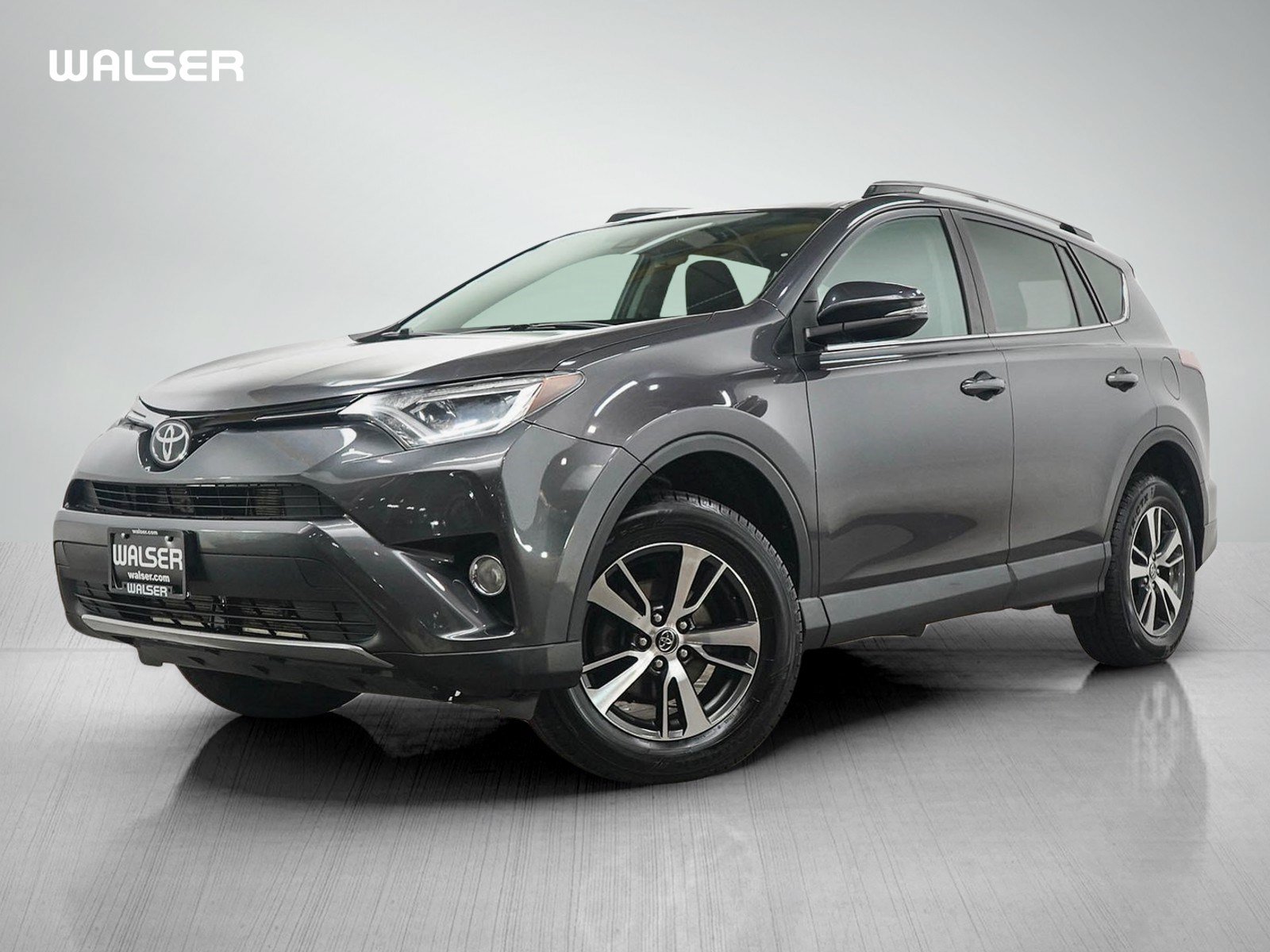Used 2017 Toyota RAV4 XLE w/ Carpet Mat Package FWD image 1