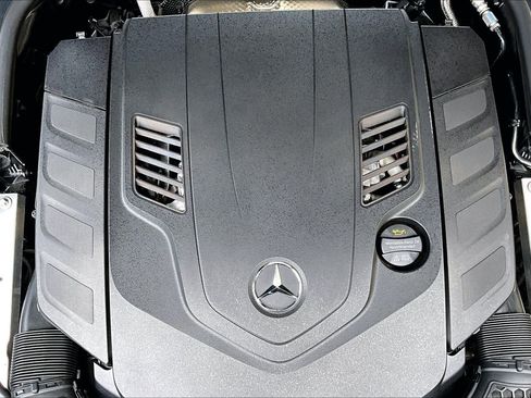 Used 2023 Mercedes-Benz S 580 4MATIC Sedan image 33