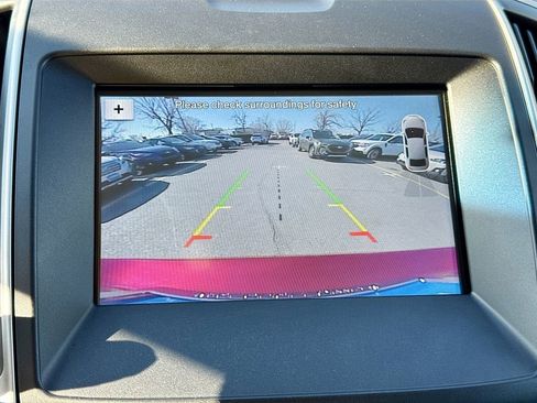 Used 2018 Ford Edge SEL w/ Equipment Group 201A image 17