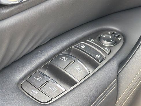 Certified 2023 Nissan Armada Platinum w/ Captain's Chairs Package image 27