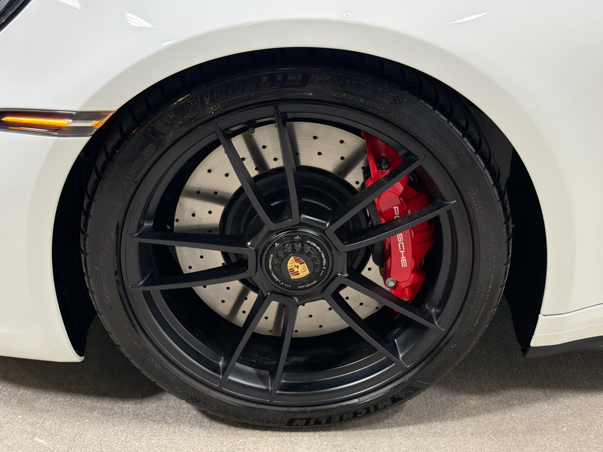 Certified 2023 Porsche 911 Carrera GTS RWD image 38
