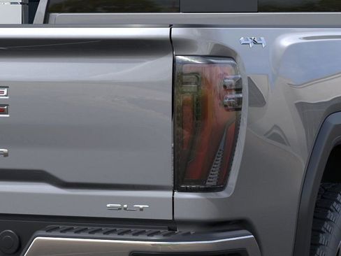 New 2026 GMC Sierra 2500 SLT w/ Texas SLT Premium Package AWD/4WD image 4