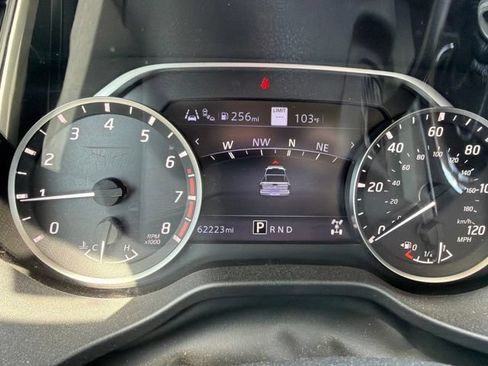 Used 2020 Nissan Titan SV w/ SV Convenience Package AWD/4WD image 20