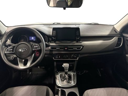Used 2021 Kia Seltos LX AWD/4WD image 16