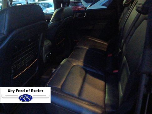 Used 2024 Ford Bronco Badlands AWD/4WD image 16