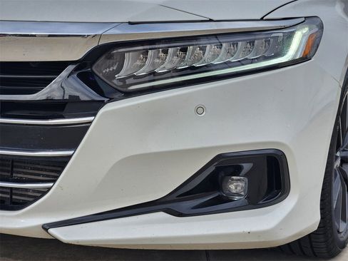 Certified 2021 Honda Accord EX-L image 9