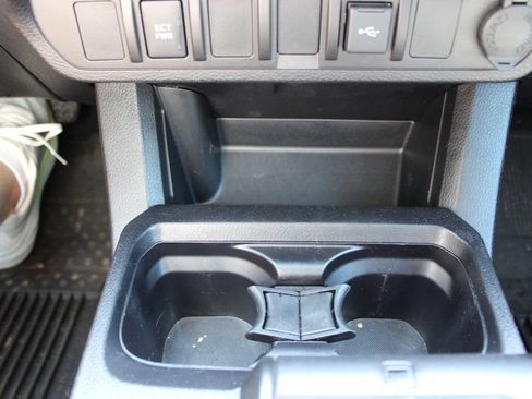Used 2021 Toyota Tacoma SR w/ SR Convenience Package RWD image 28