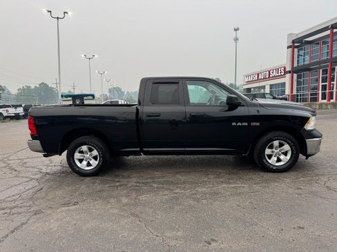 Used 2018 RAM 1500 ST w/ SXT Appearance Group AWD/4WD image 6