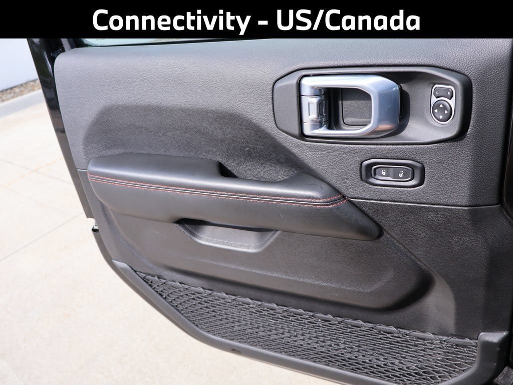 Used 2025 Jeep Wrangler Unlimited Rubicon AWD/4WD image 40