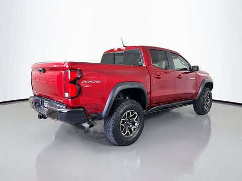 Used 2024 Chevrolet Colorado ZR2 w/ ZR2 Convenience Package III AWD/4WD image 7