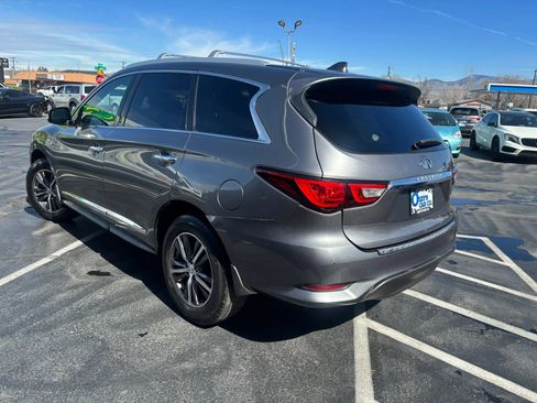 Used 2018 INFINITI QX60 3.5 Sport Utility 4D w/ Premium Package image 5