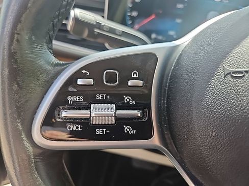 Used 2021 Mercedes-Benz GLE 350 image 21