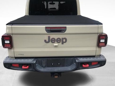 Used 2020 Jeep Gladiator Rubicon AWD/4WD image 4