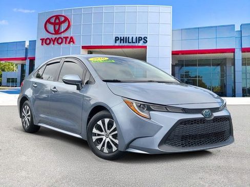 Used 2020 Toyota Corolla LE image 1