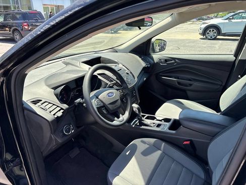 Used 2018 Ford Escape S FWD image 4