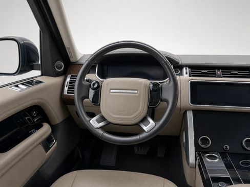 Used 2020 Land Rover Range Rover AWD/4WD image 24
