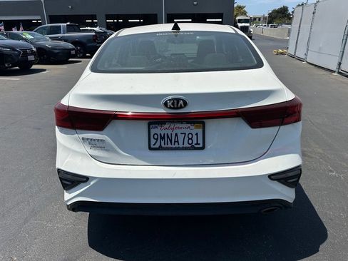Used 2020 Kia Forte LXS FWD image 3