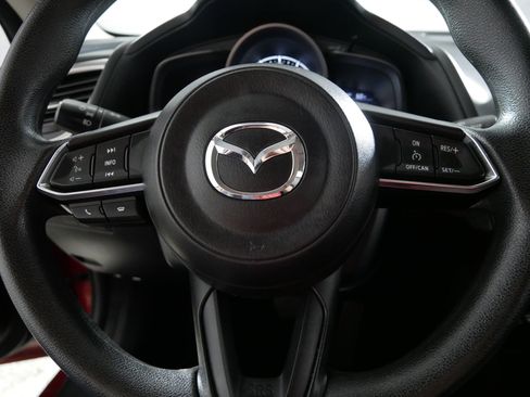 Used 2018 MAZDA MAZDA3 Sport image 25