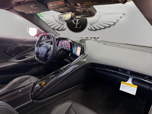 Used 2024 Chevrolet Corvette Stingray Preferred Cpe w/ Z51 Performance Package image 16