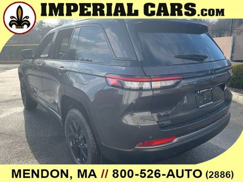 New 2026 Jeep Grand Cherokee Altitude AWD/4WD image 9